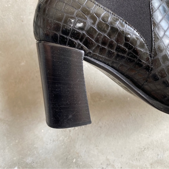 Via Spiga Black Croc Leather Ankle Boots - Picture 4 of 9